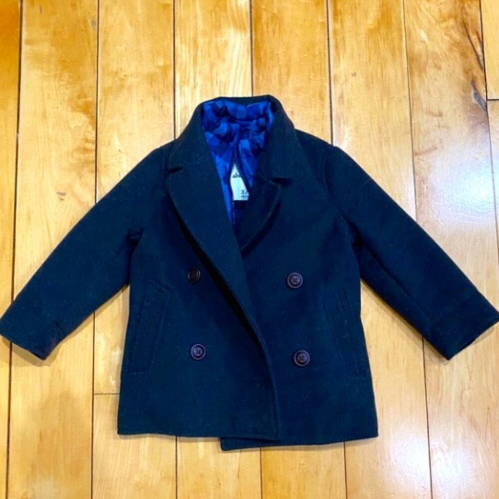 Abercrombie boys blue peacoat. Size 3/4